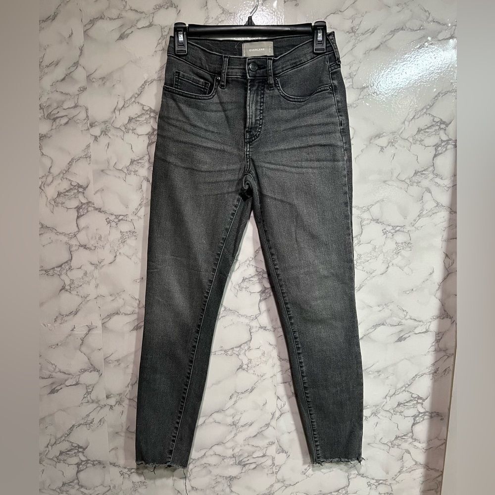 EVERLANE Mid Raise Jeans Size 26 Regular